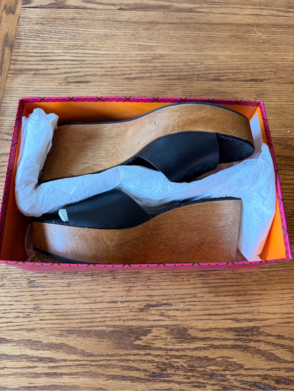 Tory Burch Patty Black Leather Slide Wedge with Wood-Effect Platform - Picture 4 of 9